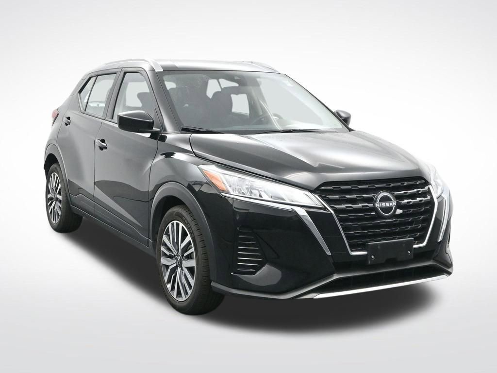 Used 2024 Nissan Kicks SV FWD image 3