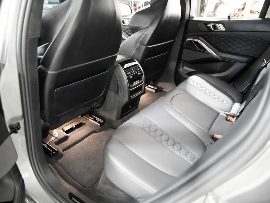 Used 2022 BMW X6 M w/ Competition Package AWD/4WD image 27