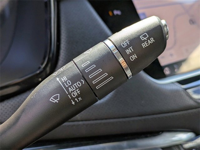 Certified 2025 Cadillac XT5 Premium Luxury image 32