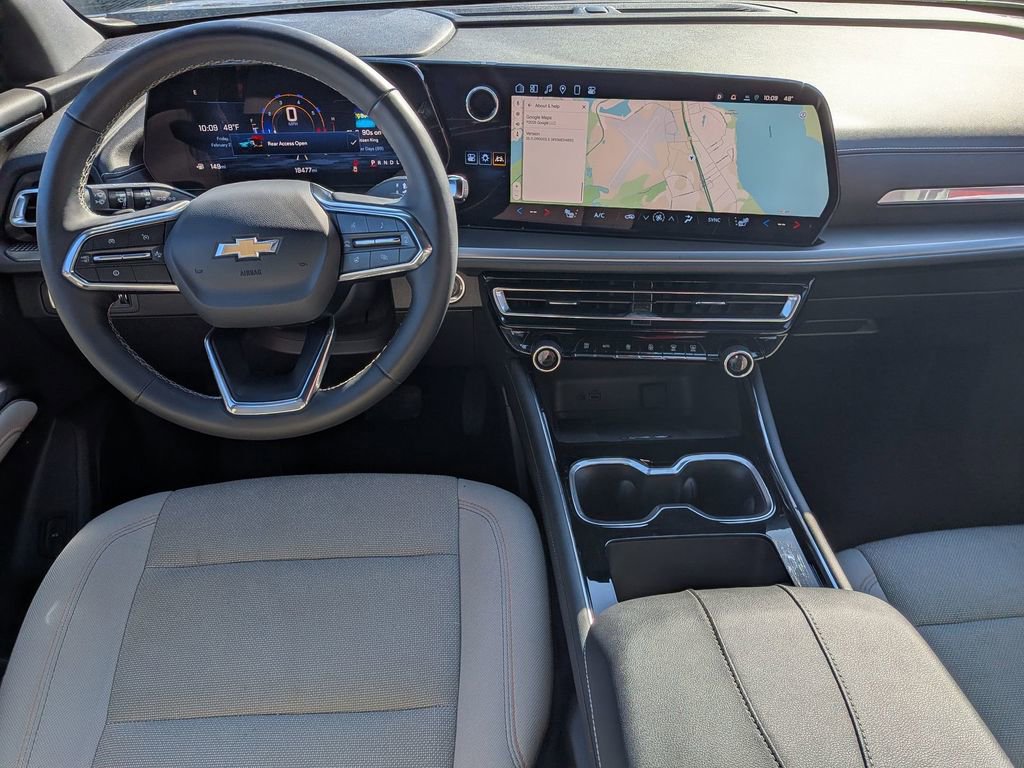 Certified 2025 Chevrolet Traverse LT image 24