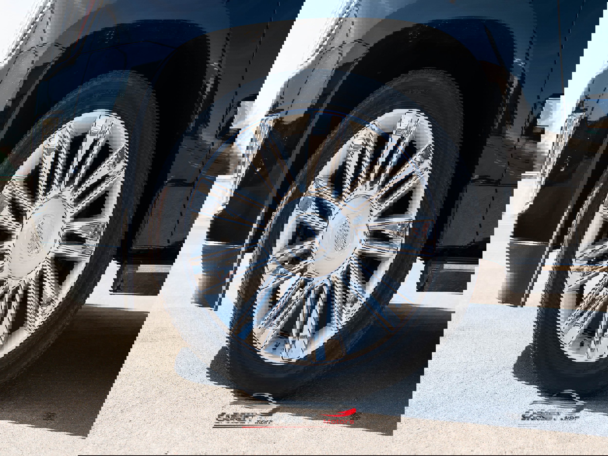 Used 2020 Cadillac Escalade ESV Platinum image 9