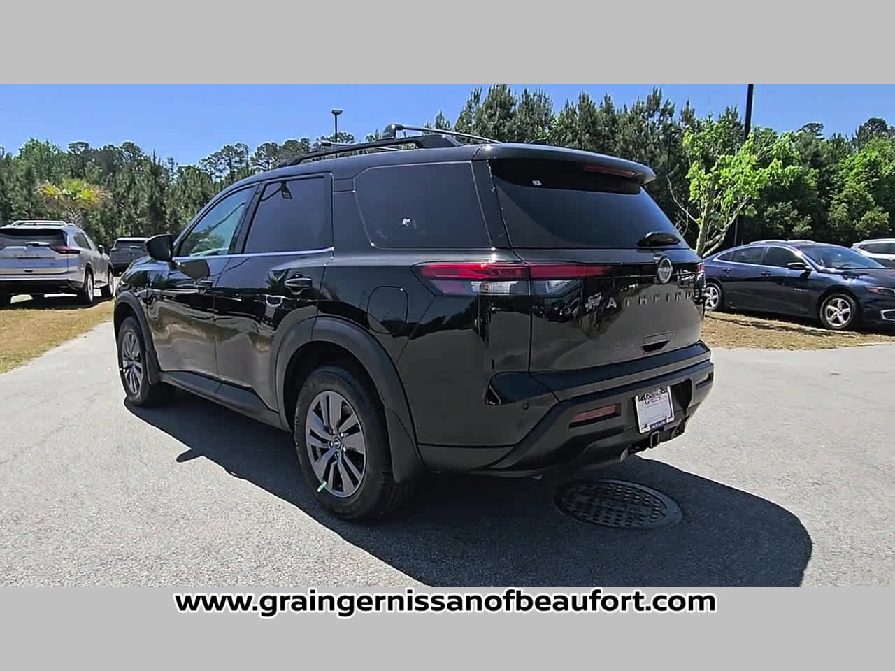 New 2026 Nissan Pathfinder SV FWD image 29