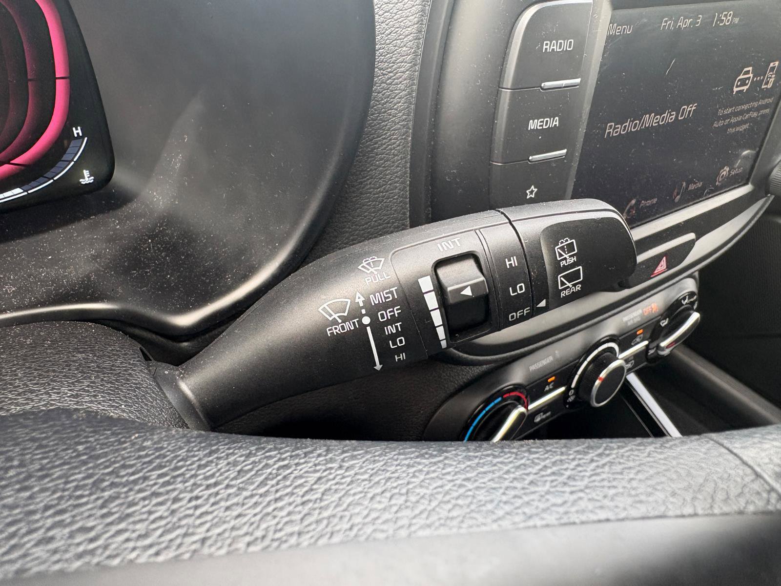 Used 2025 Kia Soul LX image 31