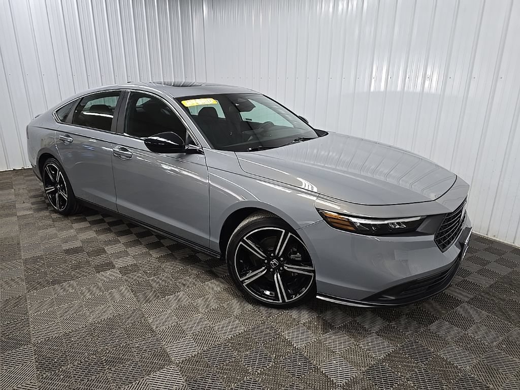 Used 2023 Honda Accord Sport image 7