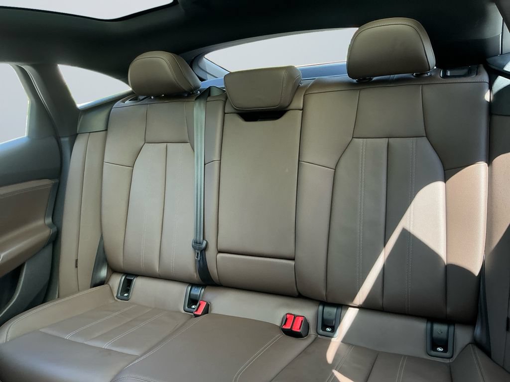 Used 2025 Audi A6 e-tron Premium w/ Ultra Package RWD image 14