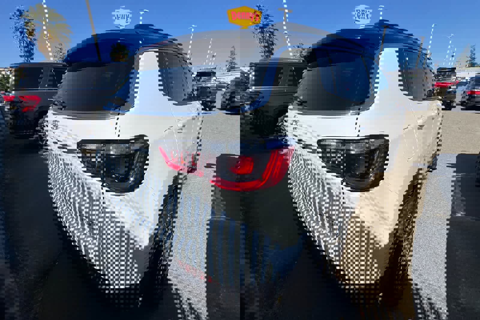 Used 2025 Jeep Compass Limited image 4