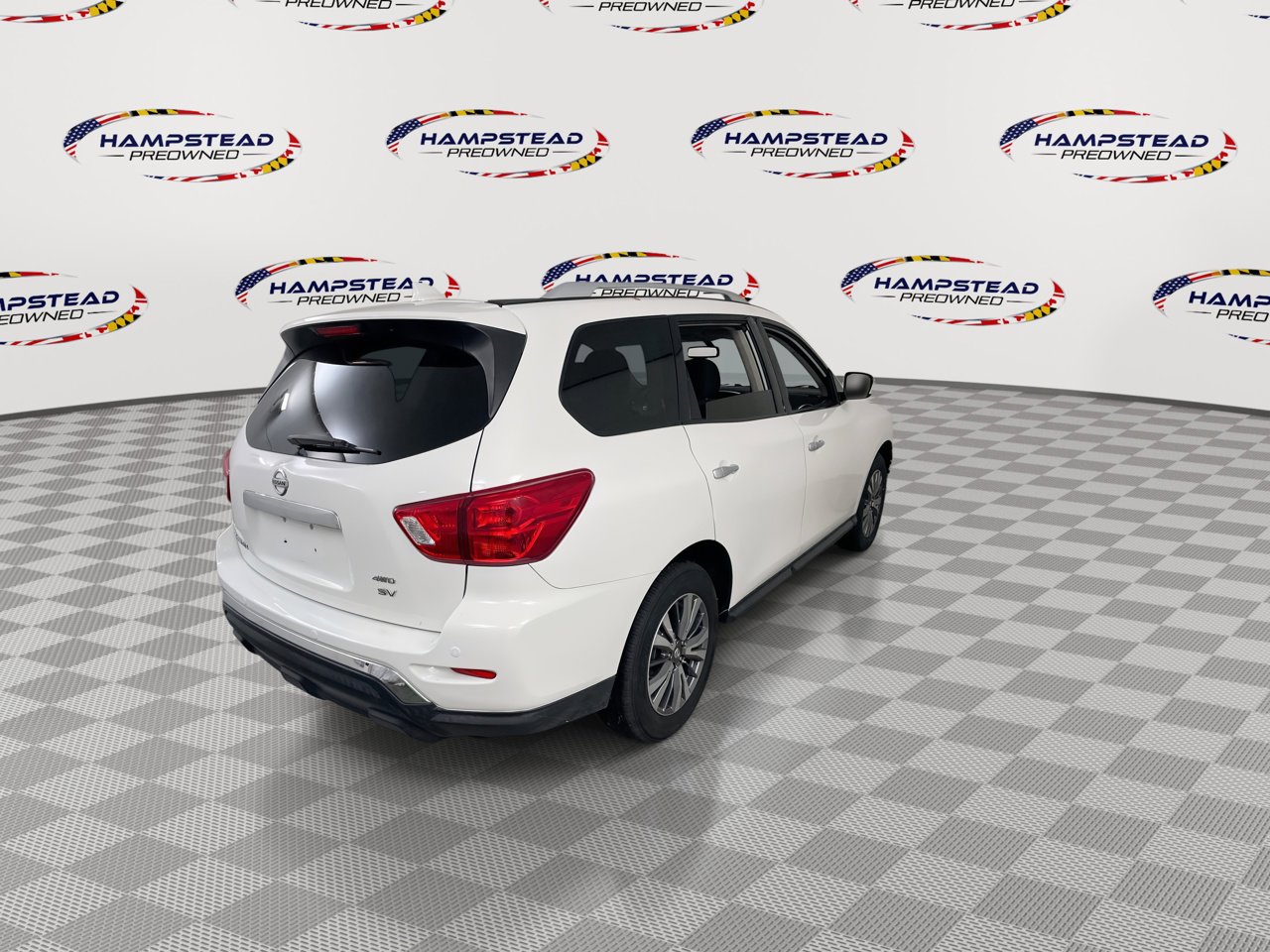 Used 2019 Nissan Pathfinder SV image 8