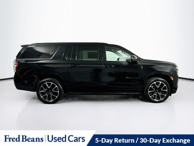Used 2023 Chevrolet Suburban RST w/ Luxury Package AWD/4WD image 12