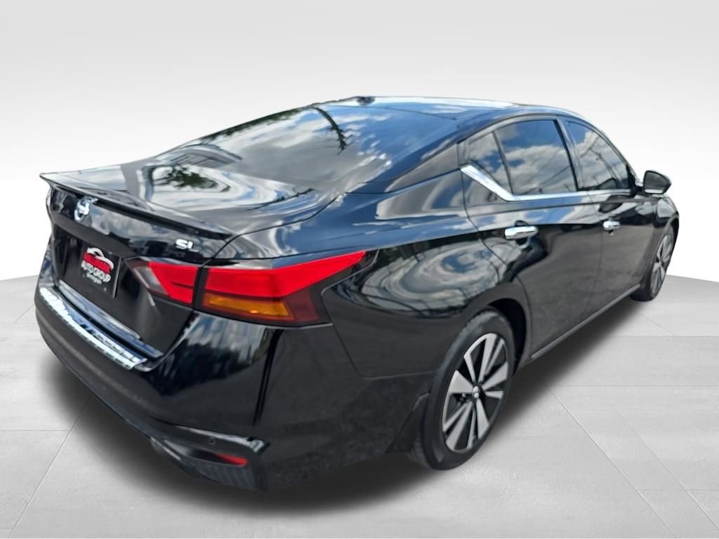 Used 2022 Nissan Altima 2.5 SL FWD image 3
