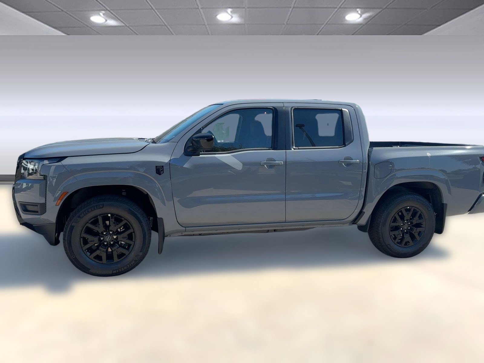 New 2026 Nissan Frontier SV image 2