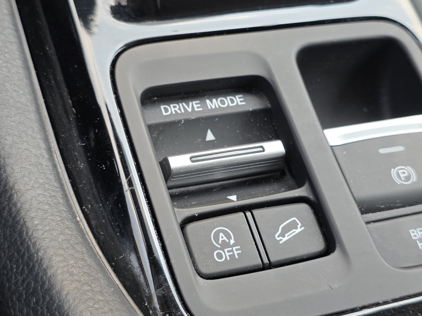 Certified 2025 Honda Pilot Elite image 10