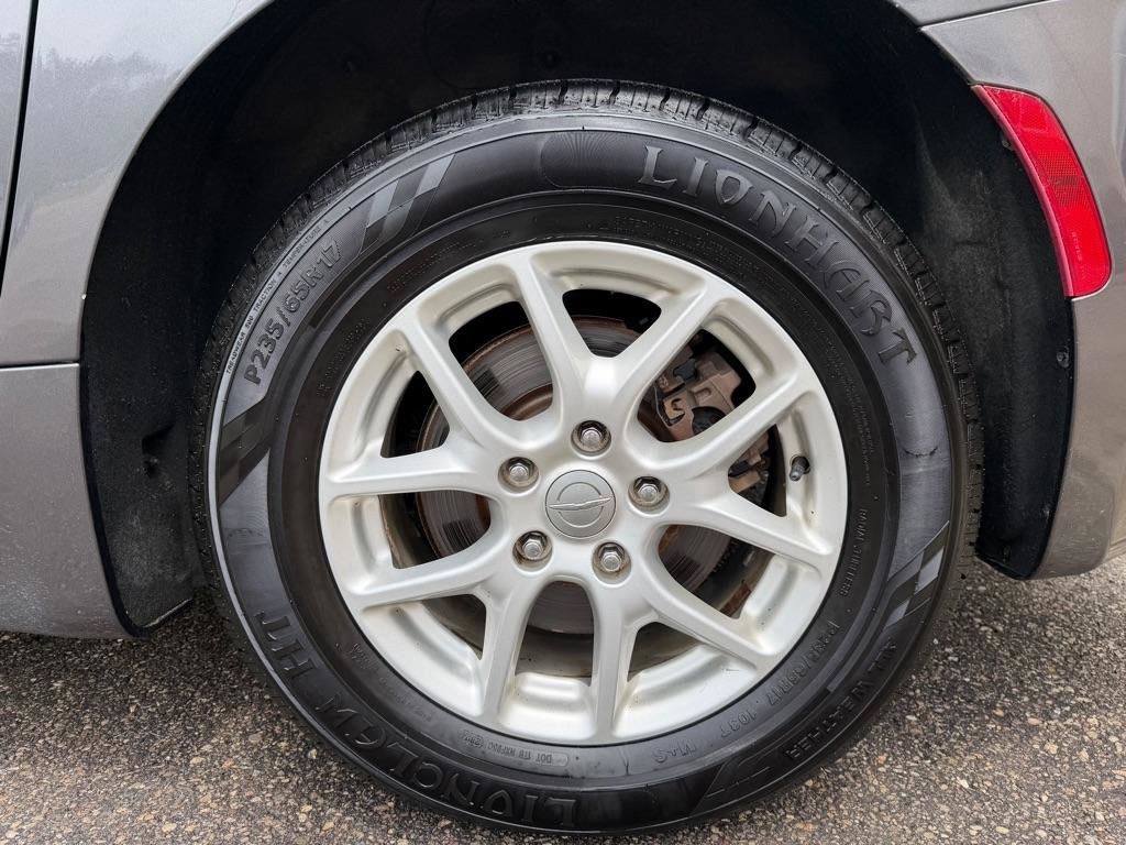 Used 2017 Chrysler Pacifica Touring Plus FWD image 24