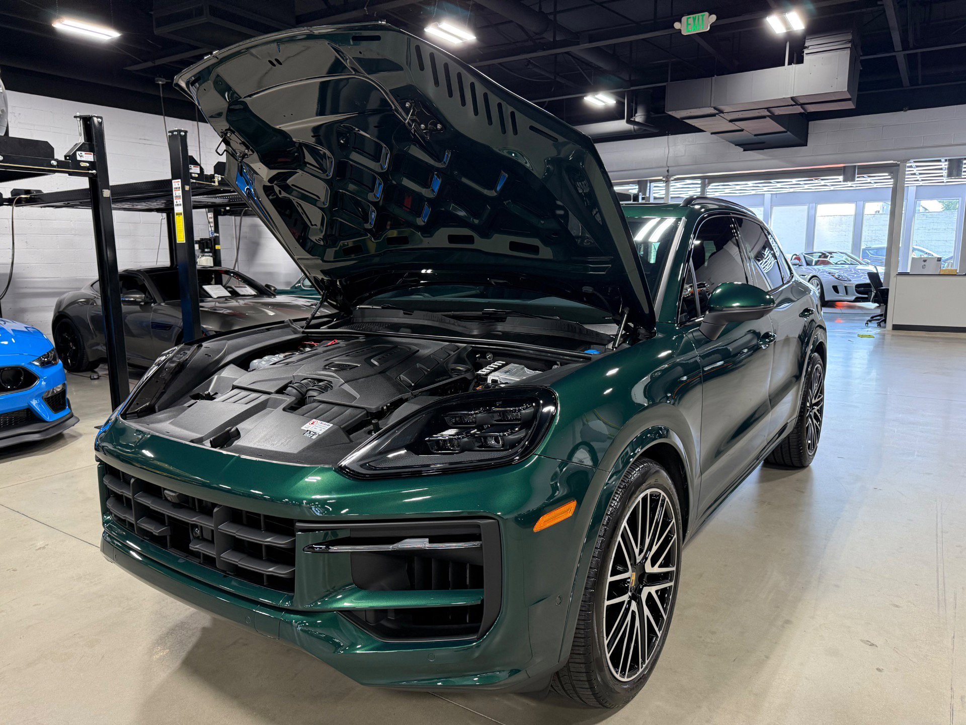 Used 2024 Porsche Cayenne S image 56