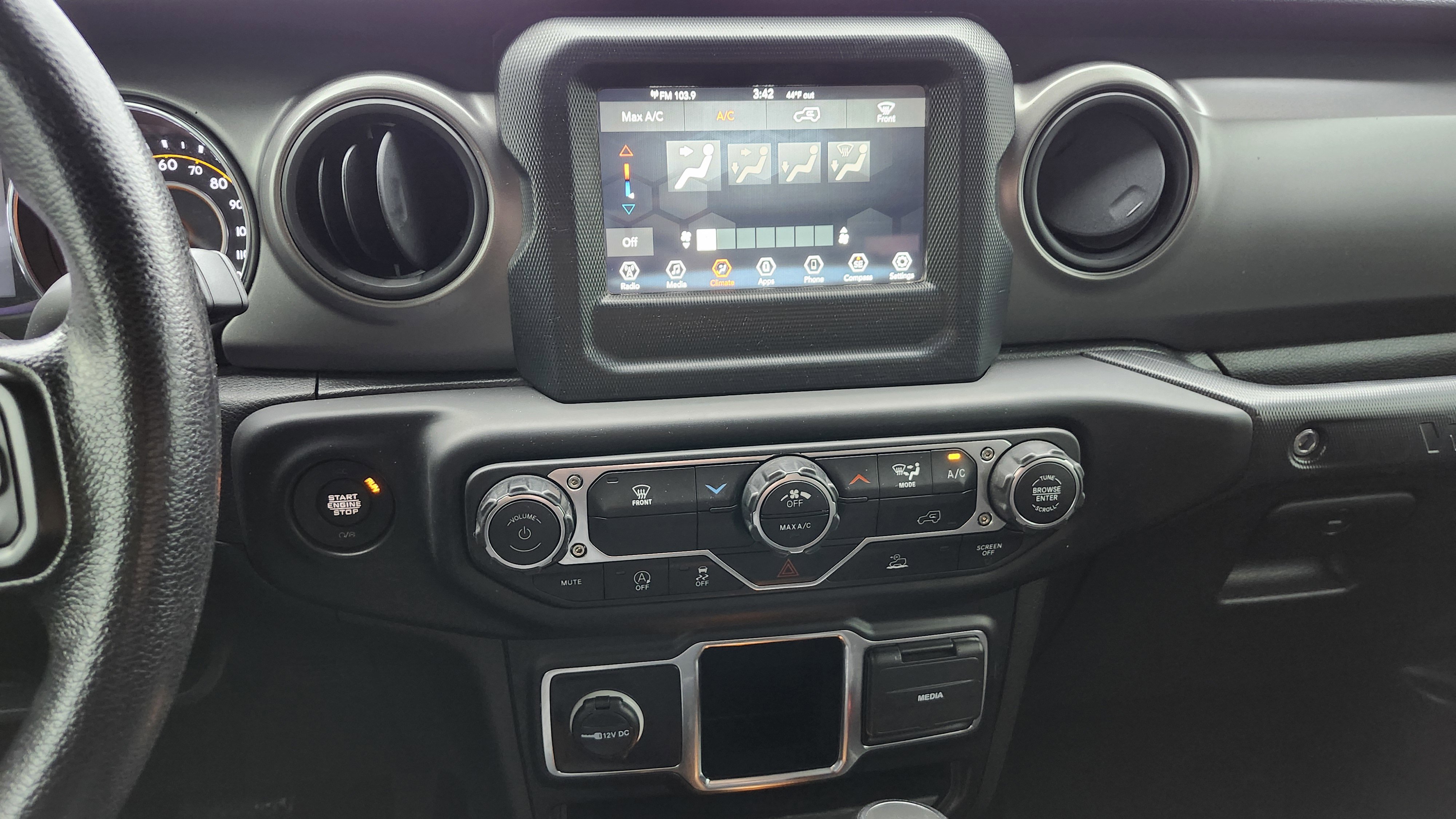 Used 2023 Jeep Wrangler Sport image 29