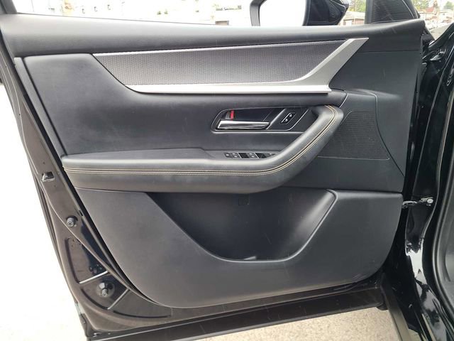 Used 2024 MAZDA CX-90 3.3 Turbo w/ Preferred Plus image 16