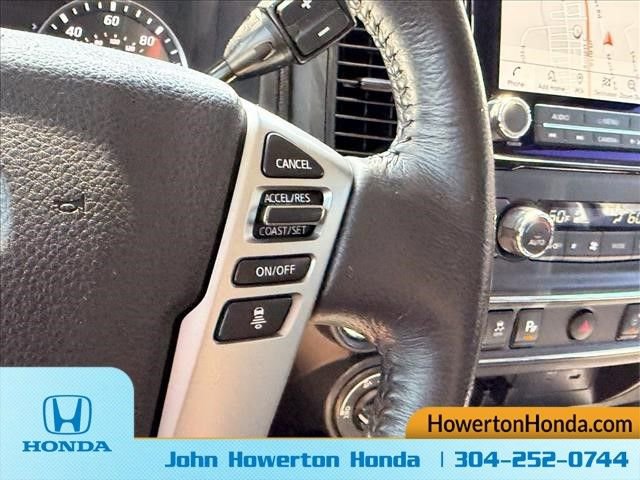 Used 2022 Nissan Titan SV w/ SV Convenience Package AWD/4WD image 16