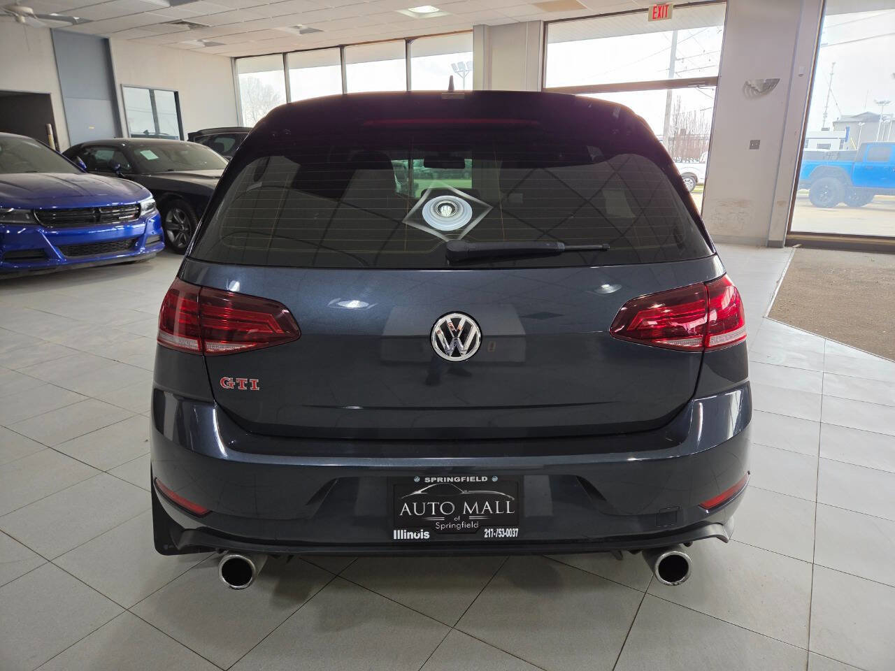 Used 2020 Volkswagen GTI S image 5