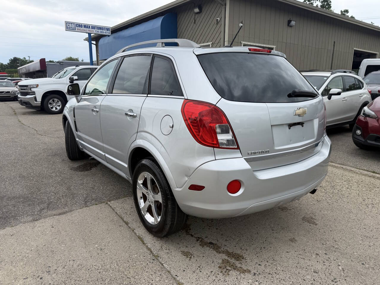 Used 2013 Chevrolet Captiva Sport LT FWD image 29