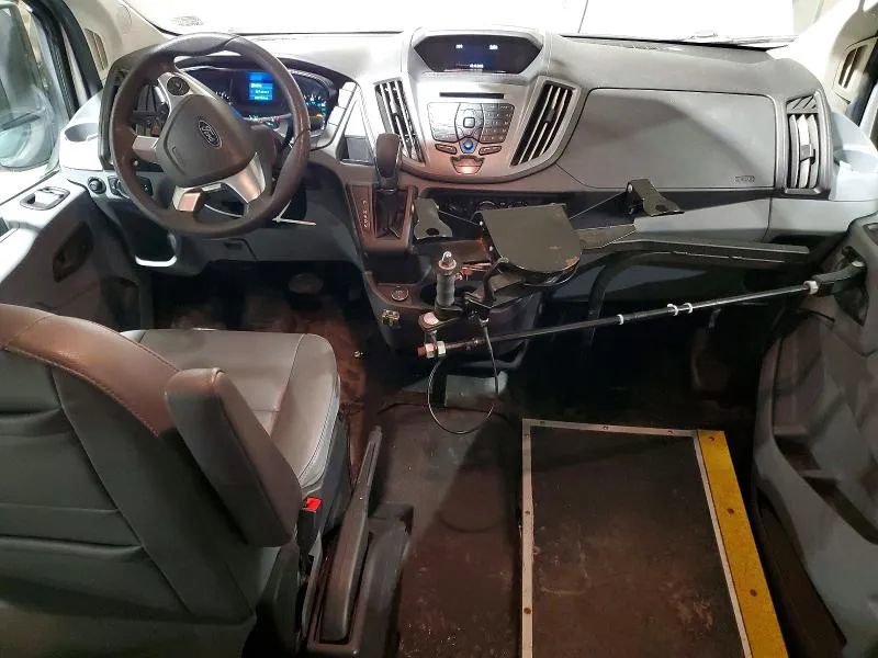 Used 2019 Ford Transit 150 XL image 8