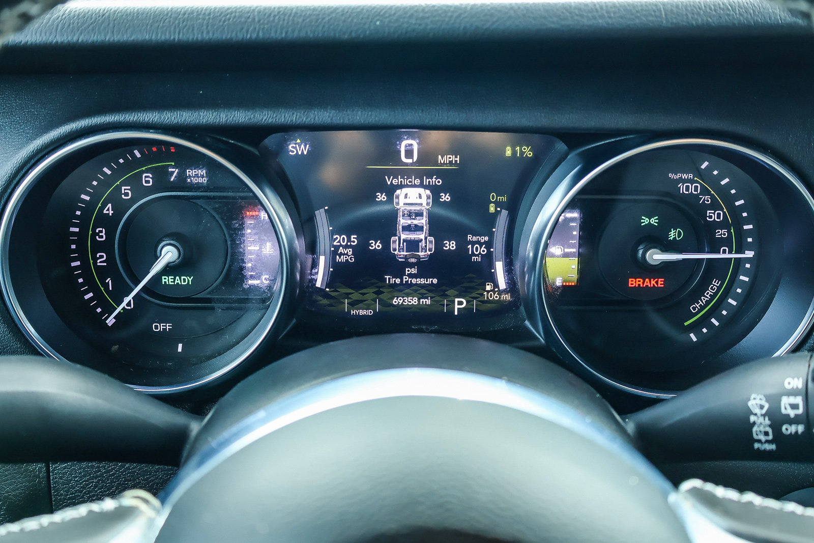 Used 2021 Jeep Wrangler Unlimited Sahara w/ Cold Weather Group AWD/4WD image 14
