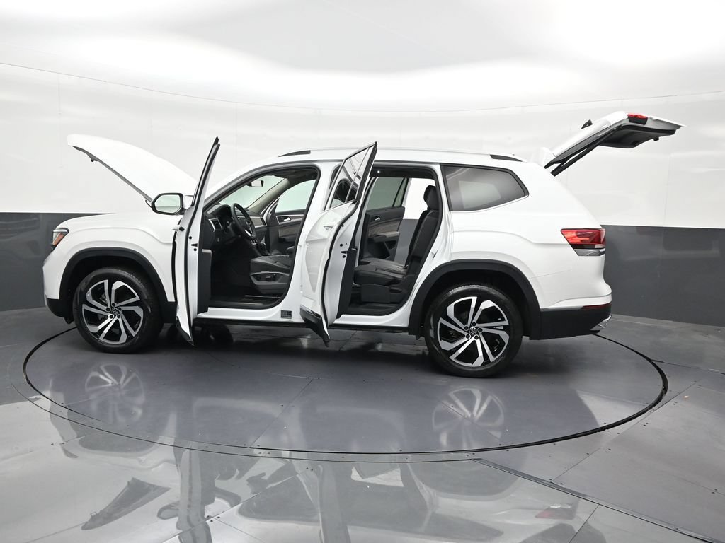 Used 2023 Volkswagen Atlas SEL AWD/4WD image 36