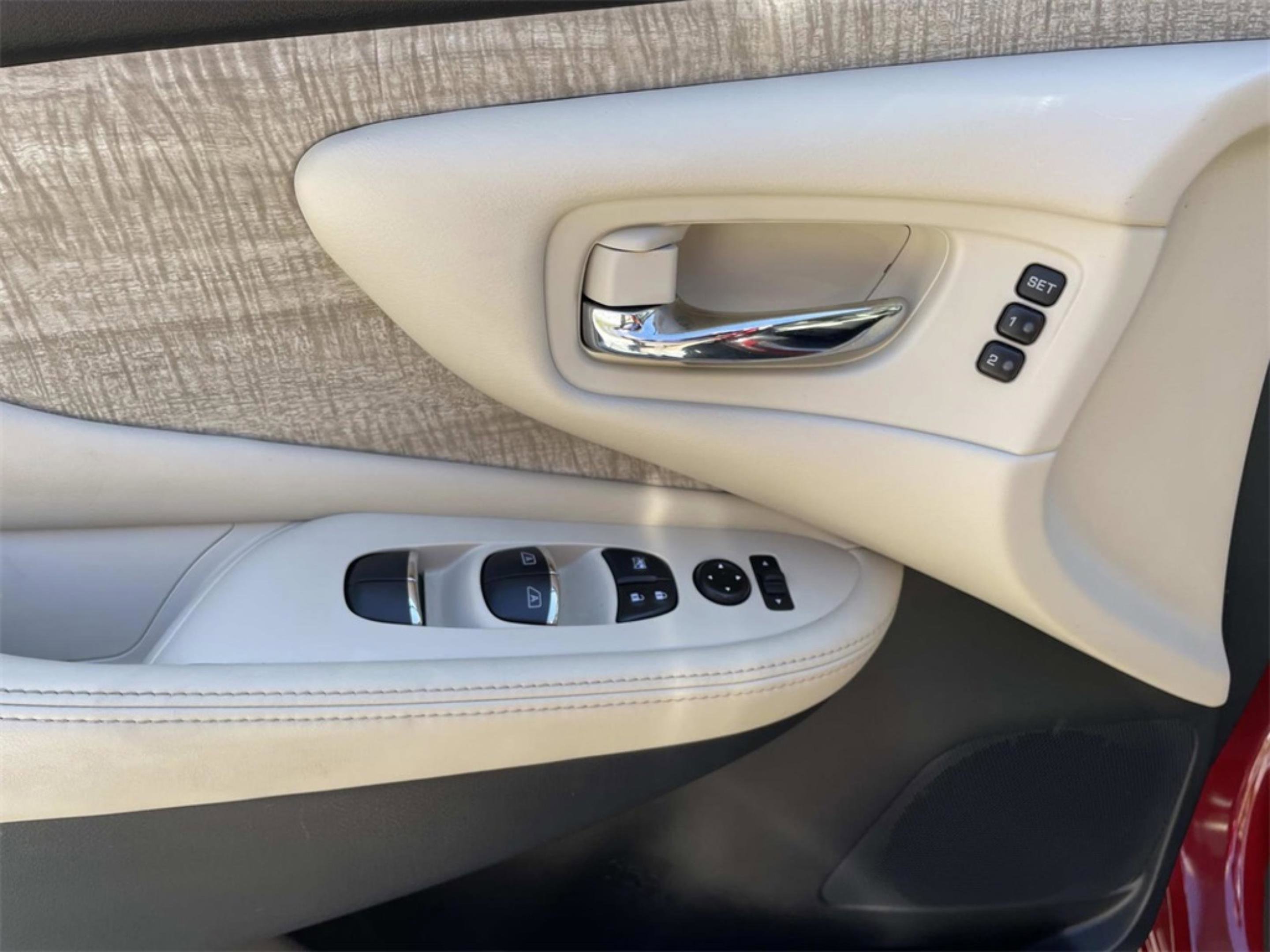 Used 2024 Nissan Murano SL image 19