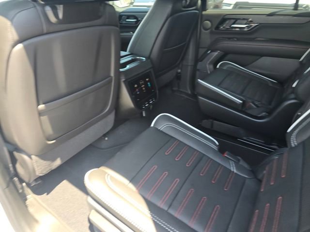 New 2026 GMC Yukon AT4 Ultimate AWD/4WD image 11
