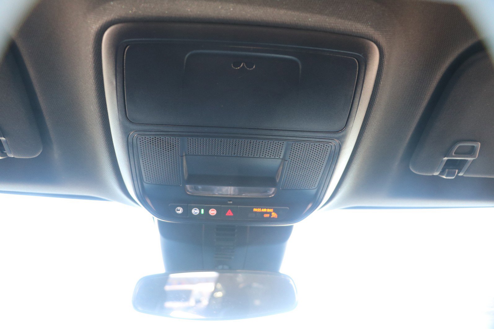 Used 2025 Chevrolet Traverse LT image 27