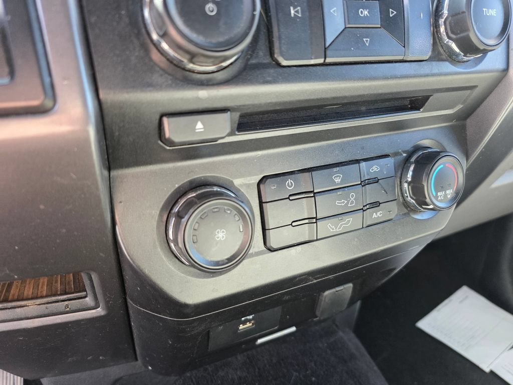 Used 2017 Ford F150 XLT AWD/4WD image 11