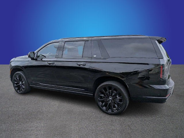 New 2026 Cadillac Escalade ESV Platinum Sport w/ LPO, ONYX Package AWD/4WD image 3