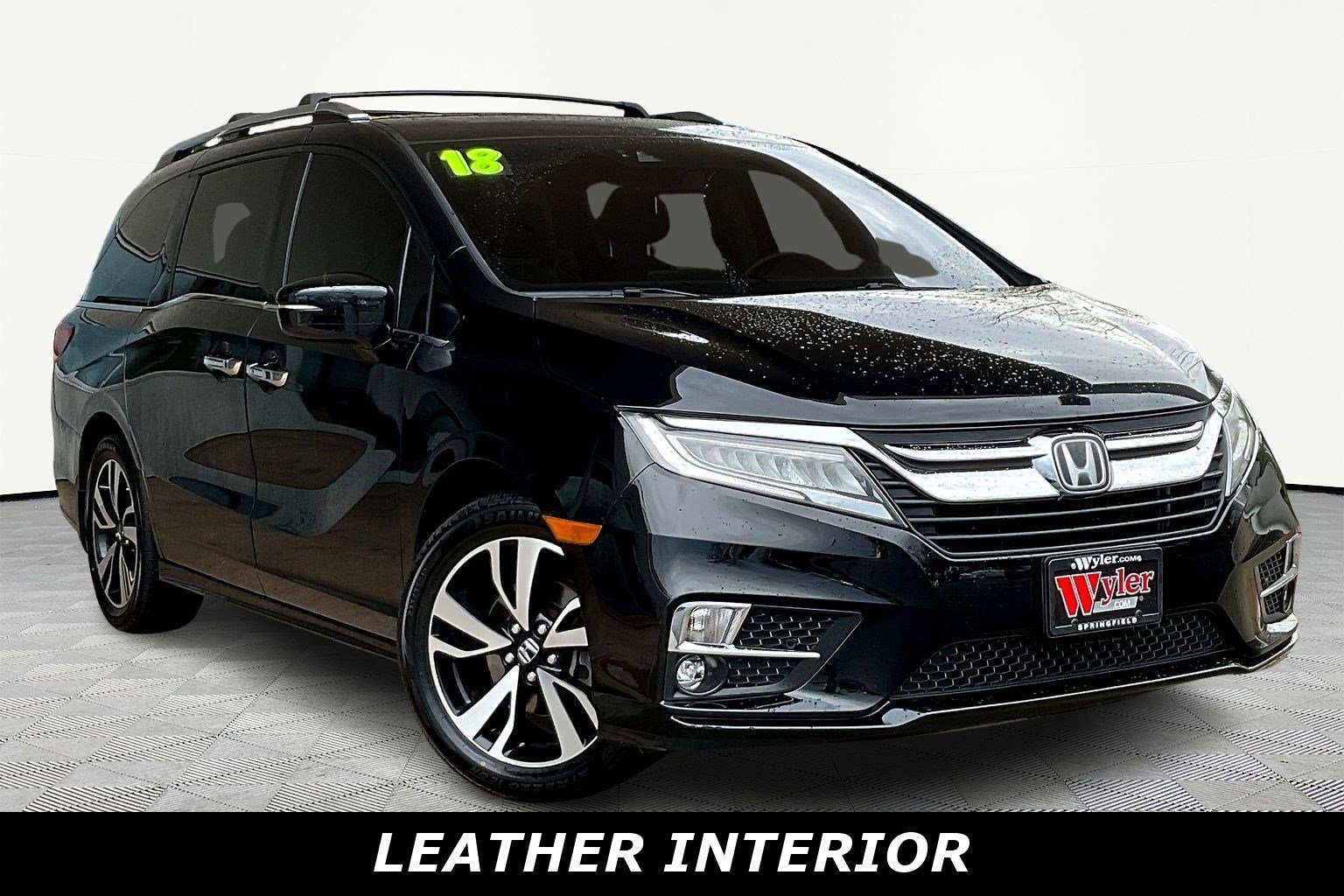 Used 2018 Honda Odyssey Elite image 3
