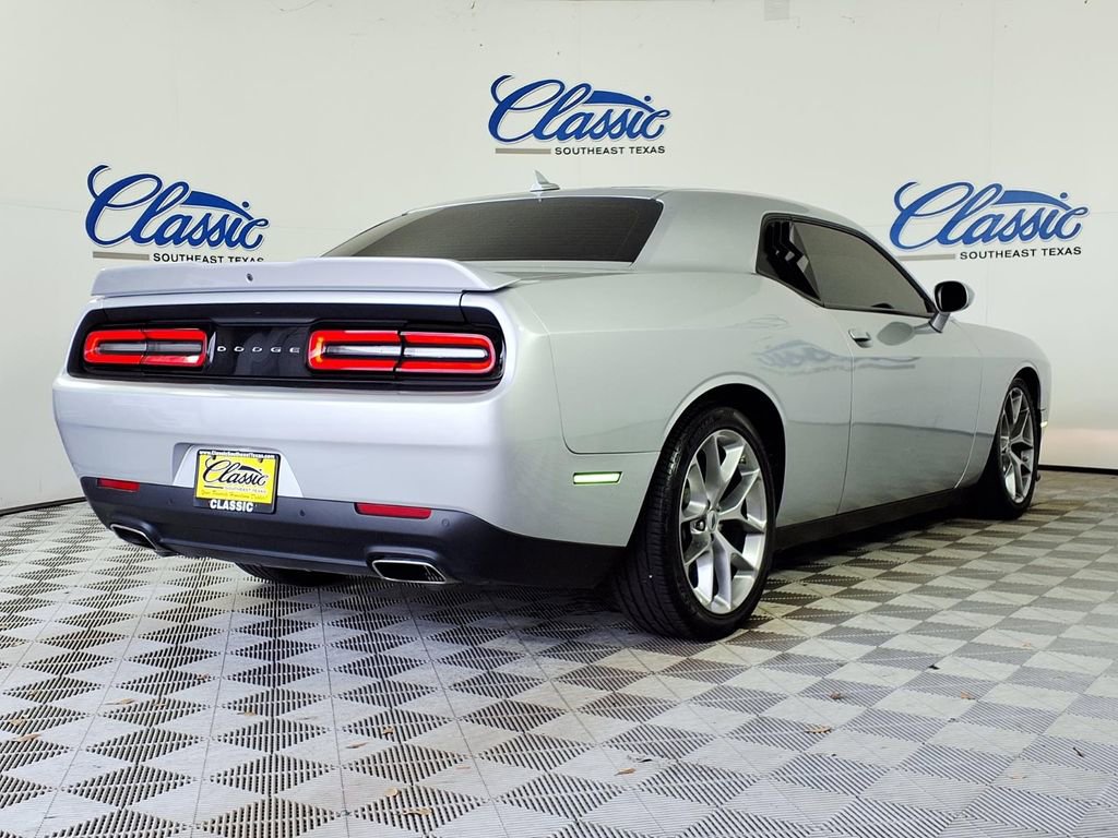 Used 2022 Dodge Challenger GT image 6
