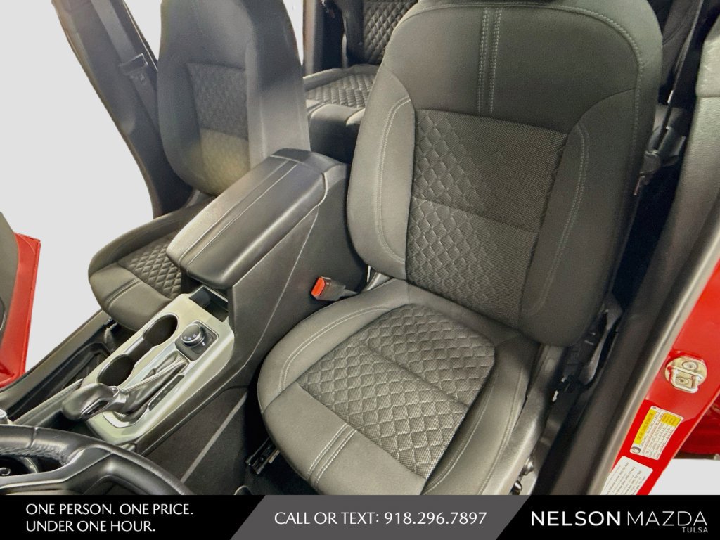 Used 2020 Chevrolet Blazer LT FWD image 21