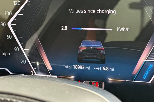 Used 2025 BMW i7 xDrive60 w/ Executive Package AWD/4WD image 31