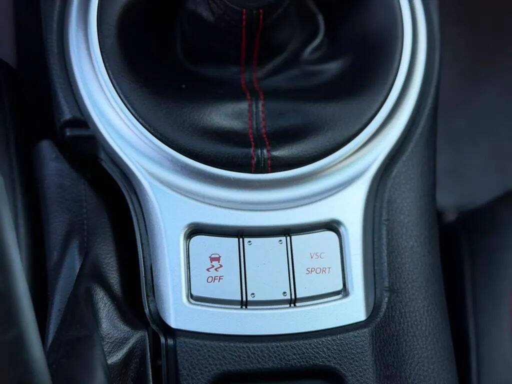 Used 2016 Subaru BRZ Limited RWD image 16