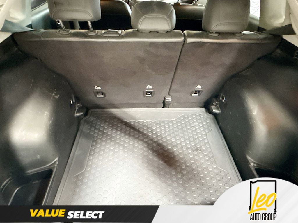 Used 2018 Jeep Compass Latitude w/ Popular Equipment Group AWD/4WD image 25