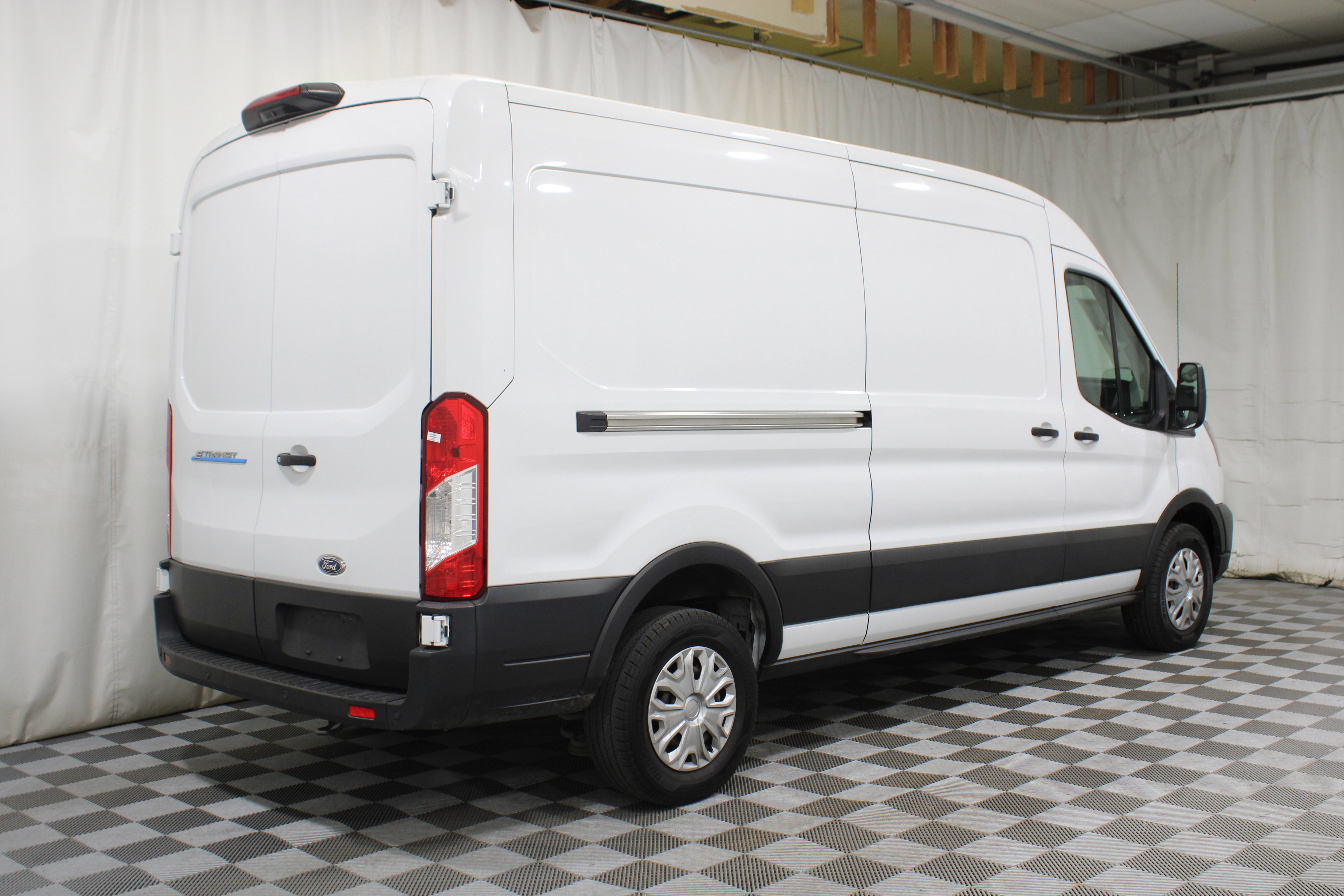 Used 2023 Ford E-Transit Medium Roof w/ Load Area Protection Package RWD image 43