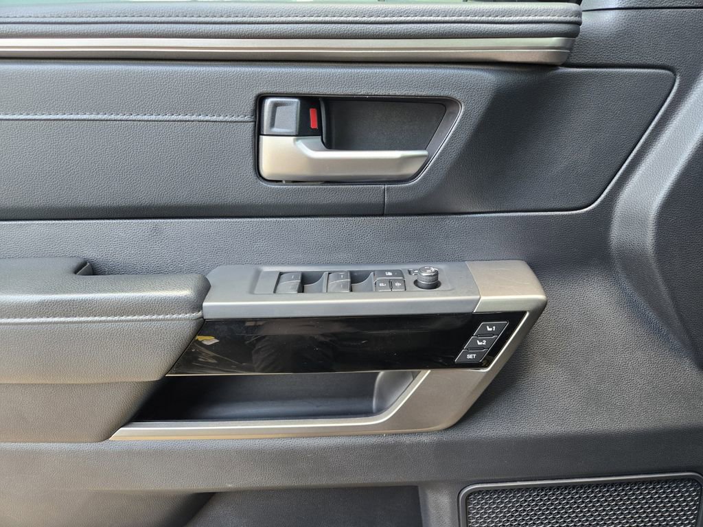 Used 2022 Toyota Tundra Limited image 14