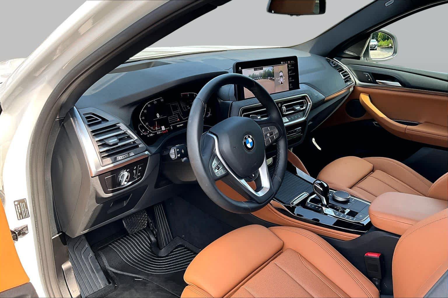 Used 2024 BMW X4 xDrive30i w/ Premium Package AWD/4WD image 17