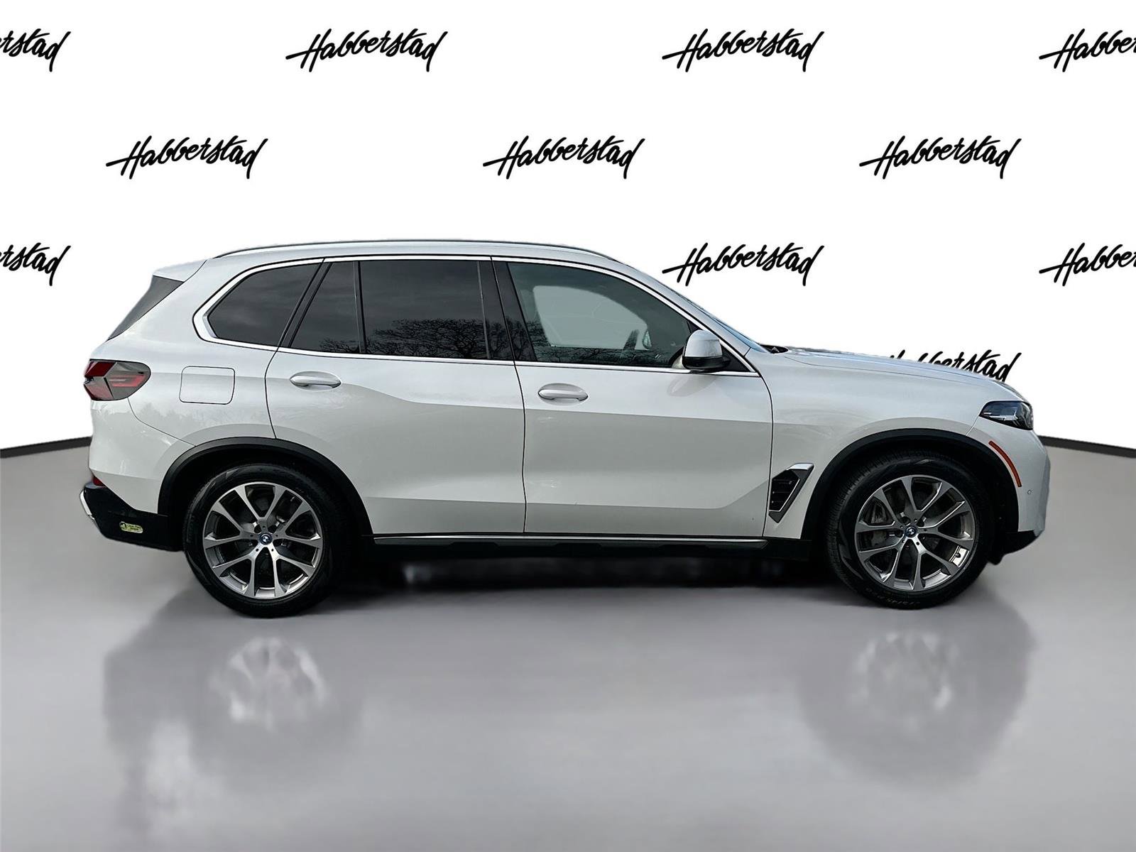 Certified 2024 BMW X5 xDrive50e w/ Parking Assistance Package image 4