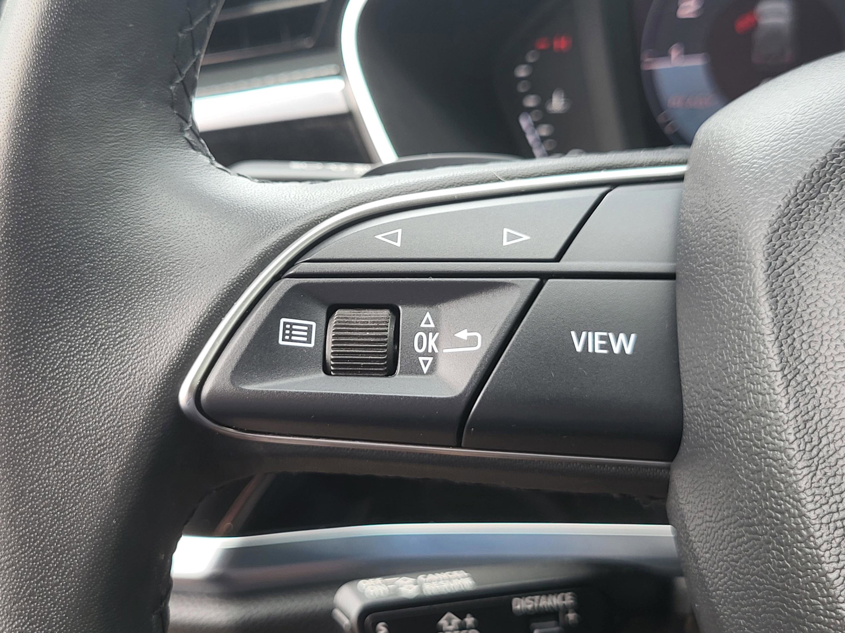 Used 2025 Audi Q3 2.0T Premium image 13