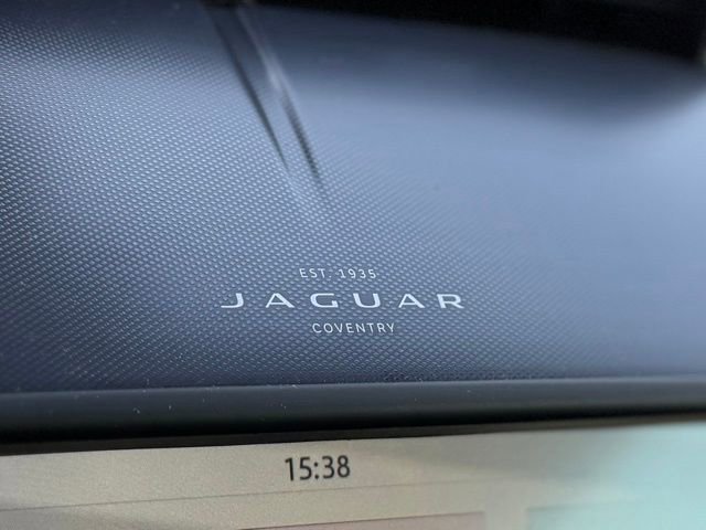 Used 2022 Jaguar F-TYPE R image 24