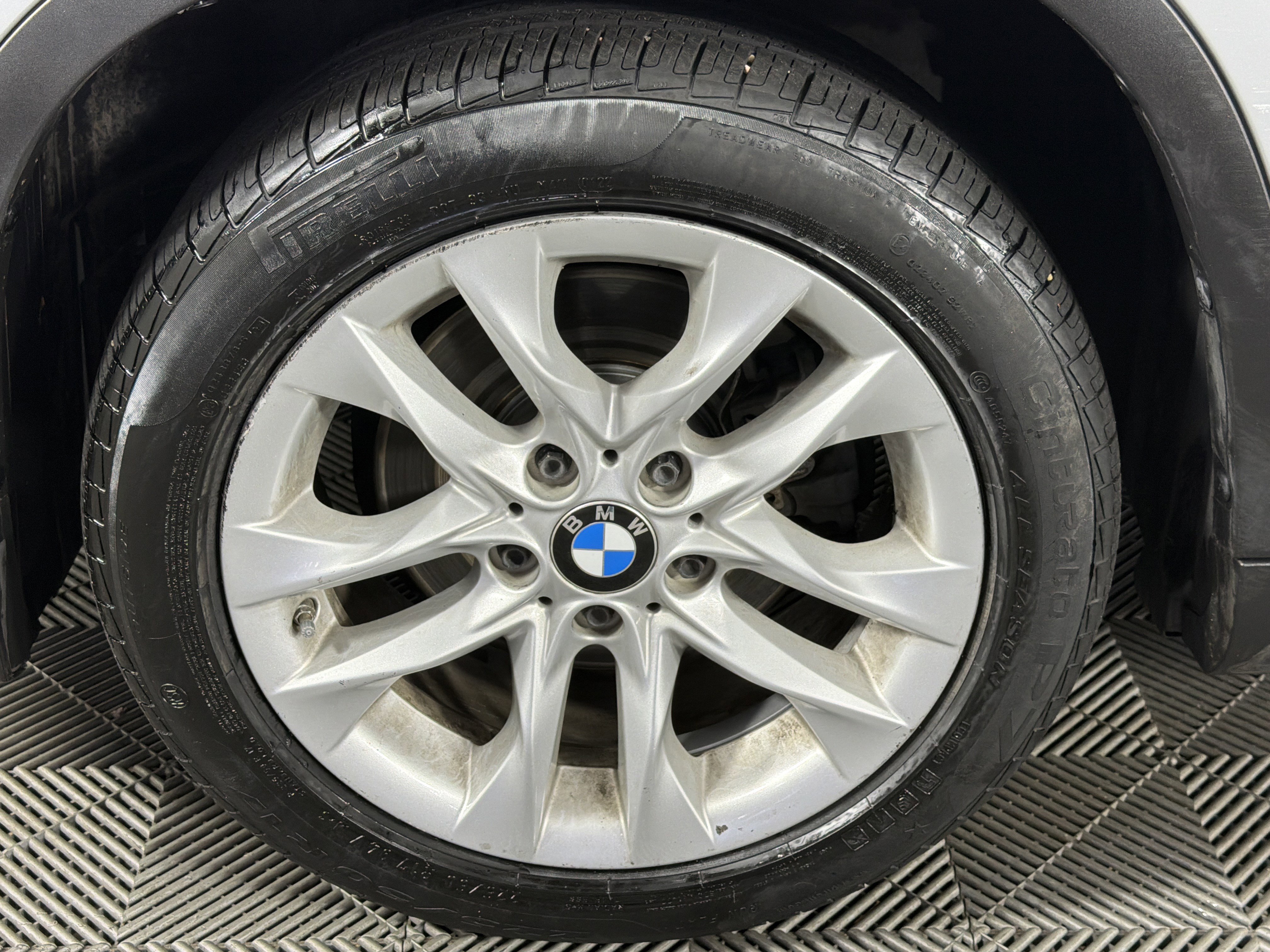 Used 2015 BMW X1 xDrive28i AWD/4WD image 6