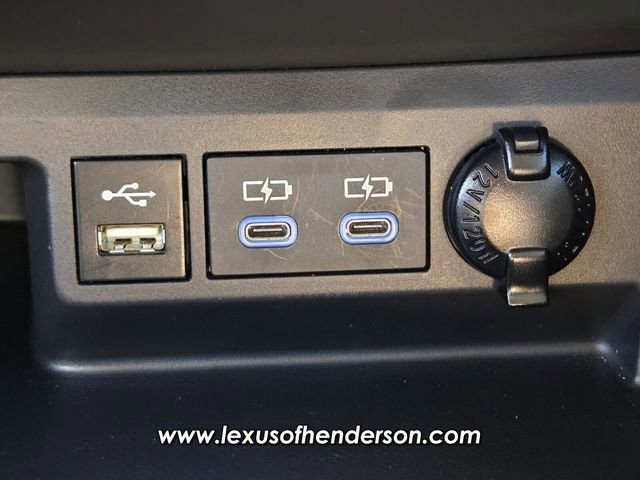 Used 2022 Toyota Highlander LE image 31