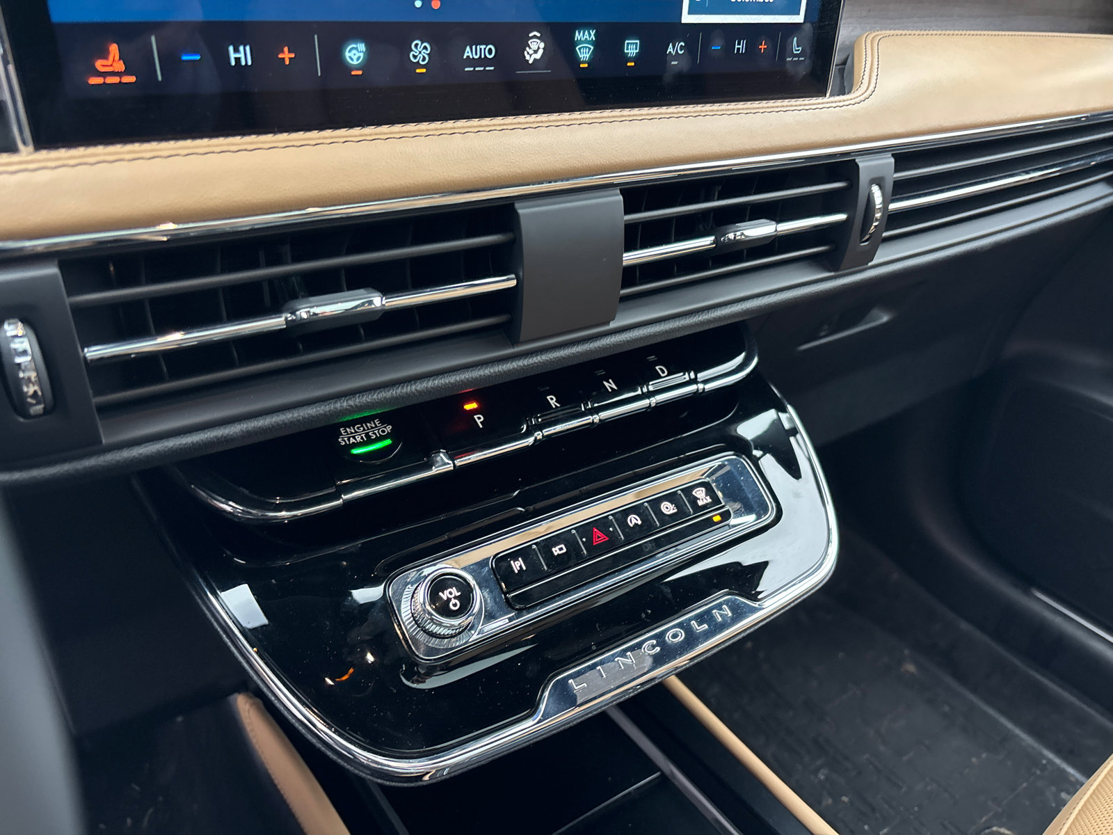 Certified 2023 Lincoln Corsair Reserve w/ Equipment Group 201A image 22