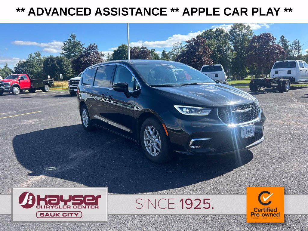 Used 2024 Chrysler Pacifica Touring-L