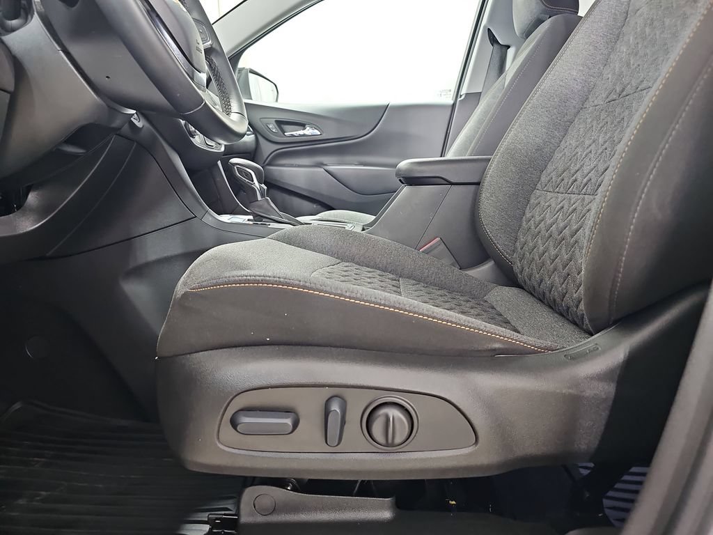 Certified 2024 Chevrolet Equinox LT AWD/4WD image 34