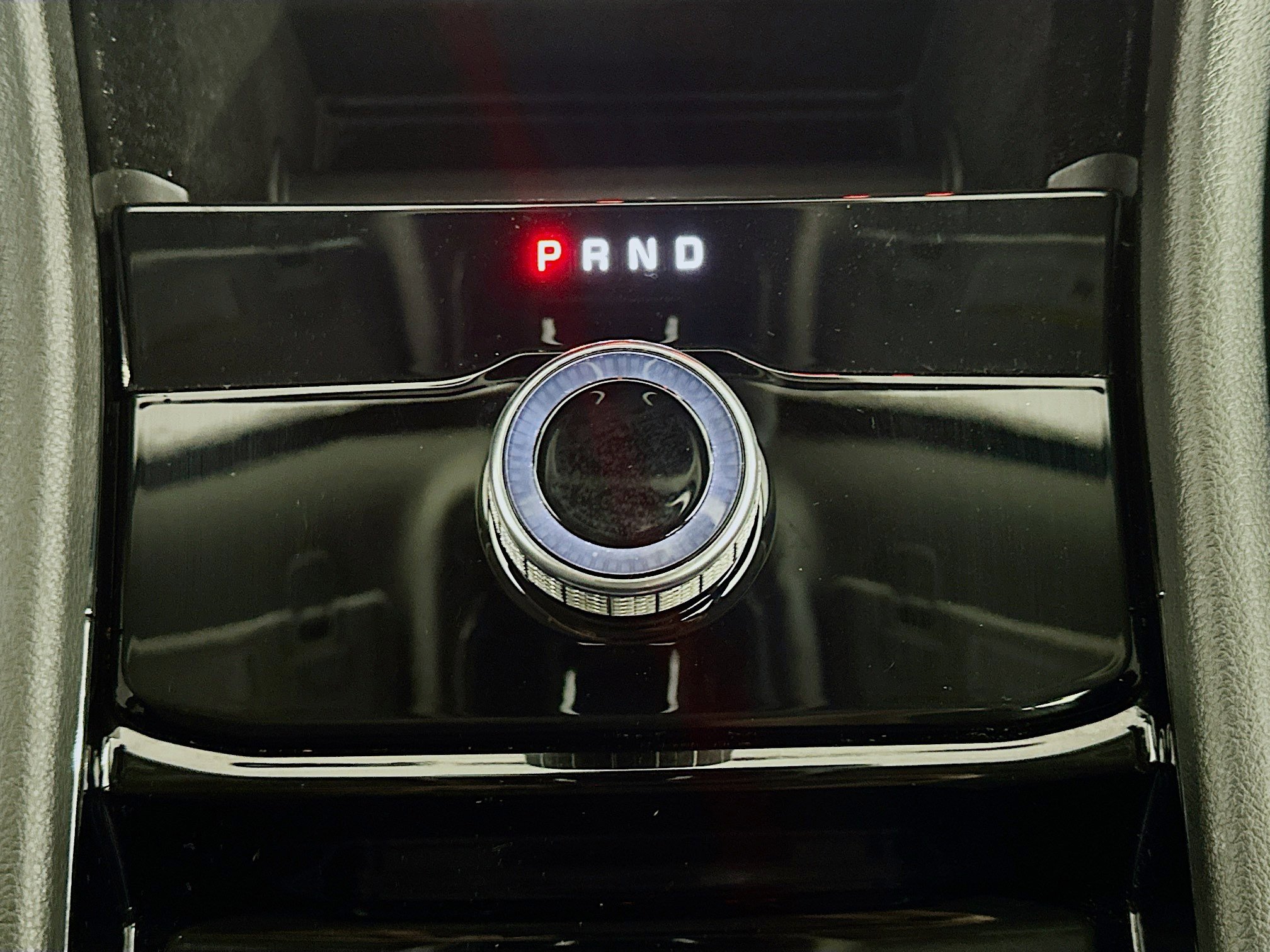 Used 2023 Jeep Grand Cherokee Laredo image 25