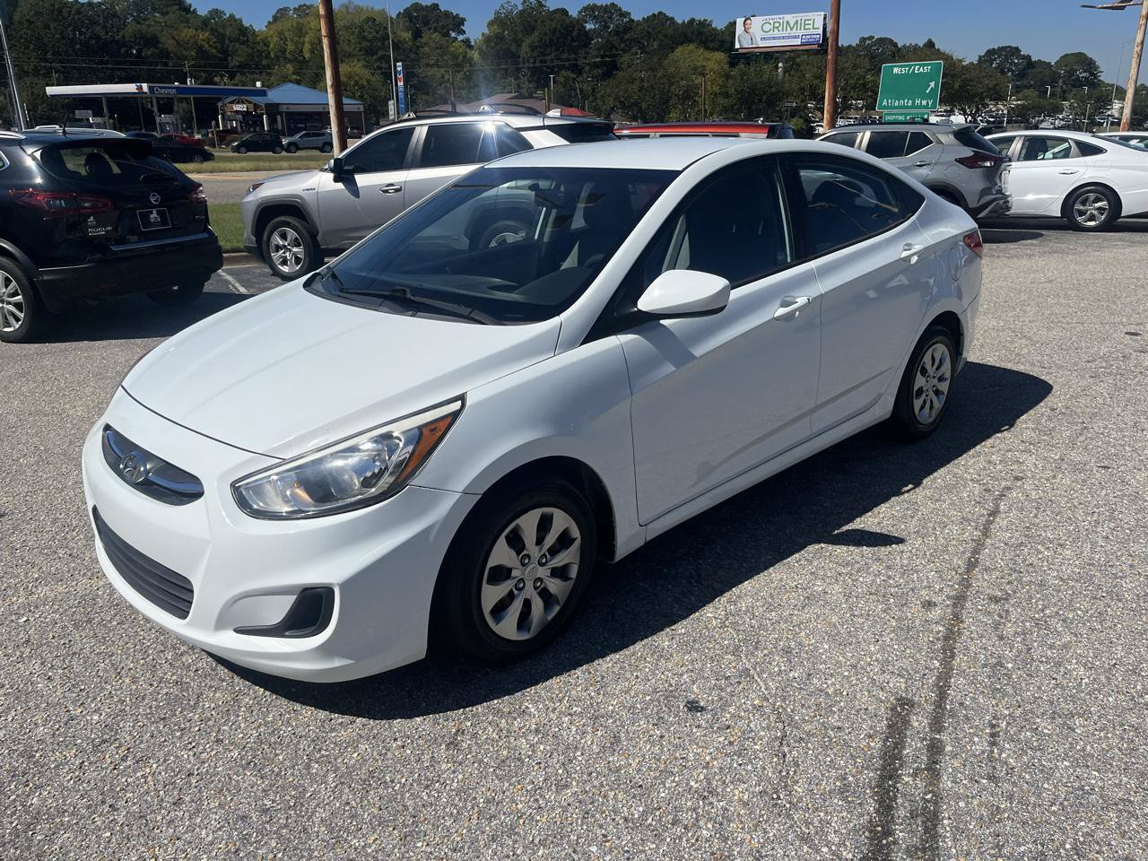 Used 2015 Hyundai Accent GLS FWD image 10