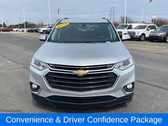 Certified 2019 Chevrolet Traverse LT image 3